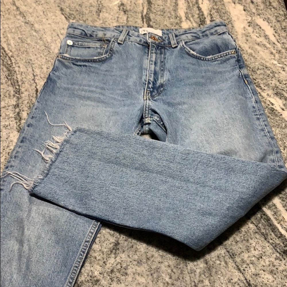 Zara Straight Leg Cropped Jean